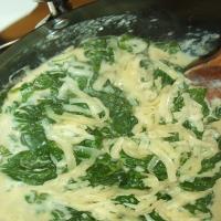Spinach With Cream image