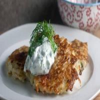 Potato and Smoked Salmon Pancakes with Creamy Dill Sauce_image