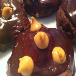 Brownie Cookies with Peanut Butter Surprise_image