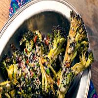 Caramelized Broccoli with Scallions and Pine Nuts_image