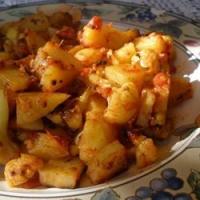 Aloo Gobi ki Subzi (Potatoes and Cauliflower)_image