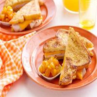 French Toast-wiches with Quick-Cook Warm Chutney_image