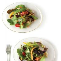 Baby Greens with Tuna and Mixed Vegetables image