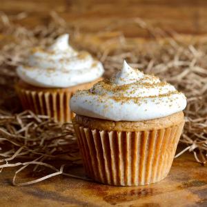 Spiced Cupcakes with Cinnamon Cream Cheese Frosting image