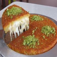 Kunefe (A Sweet Cheese Pastry made with Kadaifi)_image