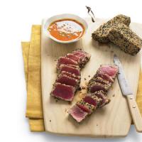 Sesame Seared Tuna with Ginger-Carrot Dipping Sauce_image