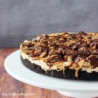 ULTIMATE NO-BAKE REESE'S PEANUT BUTTER CUP CHEESECAKE Recipe - (4.5/5) image