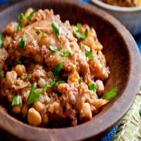 Chickpea Tagine With Chicken and Apricots image