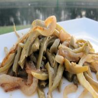 Green Beans With Caramelized Red Onions_image