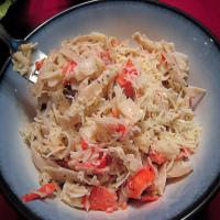 Garlicky Crab With Pasta image