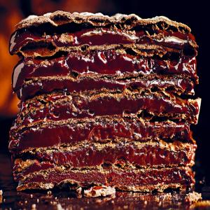 Crunchy Chocolate Caramel Layer Cake_image