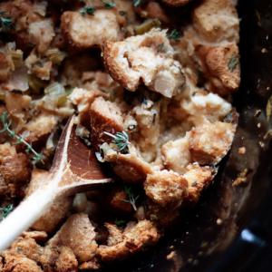 Slow Cooker Sourdough Herb Stuffing_image