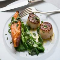 Seared Sea Scallops With Ginger-Lime Butter_image