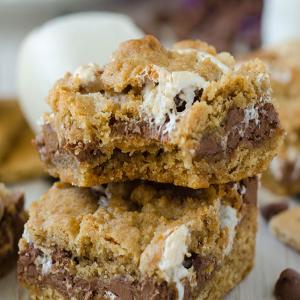 S'mores Chewy Cookie Bars image