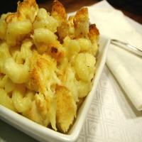 Crouton Topped Macaroni and Cheese_image