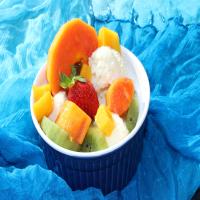 Coconut Ice Cream With Tropical Fruits_image