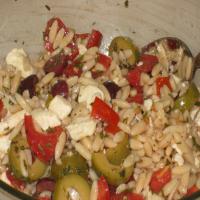 Orzo / Tomato Salad with Feta and Olives_image