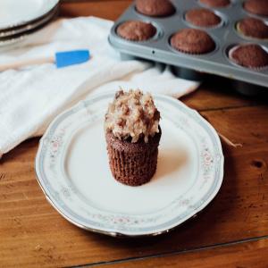BAKER'S GERMAN'S Chocolate Cupcakes with Bacon_image
