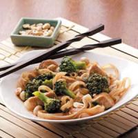 Stir-Fried Chicken and Rice Noodles_image