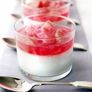 Coconut creams with poached rhubarb_image