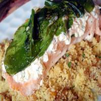 Salmon With Cream Cheese, Spinach & Garlic_image