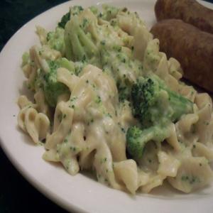 Broccoli and Noodles Supreme_image