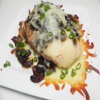 Smothered Chicken with Mushrooms image