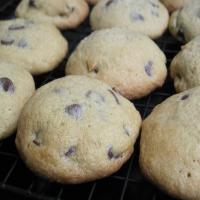 Alton Brown - Chewy Gluten Free Chocolate Chip Cookies_image