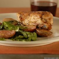 Roast Chicken with Potatoes and Arugula_image