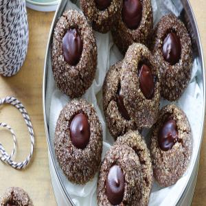 Spiced Chocolate Molasses Buttons_image
