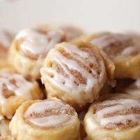 Mini Cinnamon Roll Cookies Recipe by Tasty image