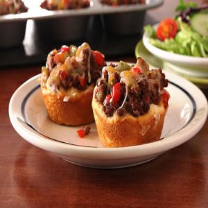 Barbecue Beef-Filled Biscuits_image