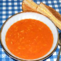 Easy Homemade Tomato Soup Recipe - (4.2/5)_image