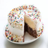 Copycat Dairy Queen™ Ice Cream Cake_image