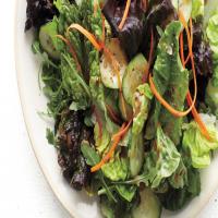 The Ultimate Salad Mix with Carrot, Cucumber, and Balsamic Vinaigrette_image