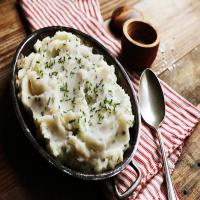 Mashed Potatoes With Chives_image