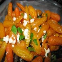 Roasted Carrots With Feta_image