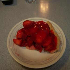 Aunt Rose's Strawberry Pie image