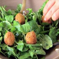 Arugula Salad with Fried Gorgonzola_image