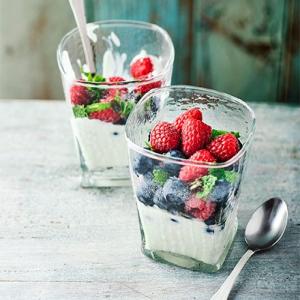 Berry yogurt pots image