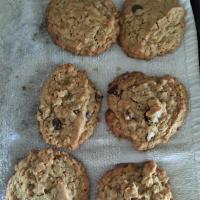 Kathy's Peanut Butterfinger® Oatmeal Cookies image