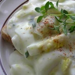 Creamed Hard Boiled Eggs_image