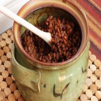 Slow Baked Beans With Molasses and Bacon_image