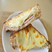 Jen's Ham & Cheese Toasted Sandwiches_image