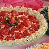 Poppy Seed Strawberry Pie_image