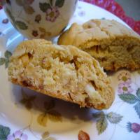 Crystallized Ginger Biscotti With Almonds and White Chocolate_image