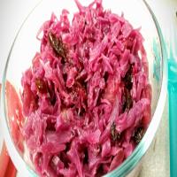 Red Cabbage Salad With Apples, Raisins & Honey Dressing_image