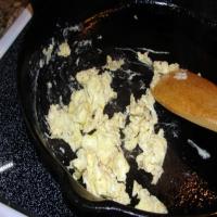 Grandpa Farrell's Scrambled Eggs_image