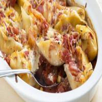 Roasted Red Pepper and Tomato Stuffed Shells image
