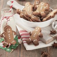 Gingerbread Men Cookies with Nutella® hazelnut spread_image